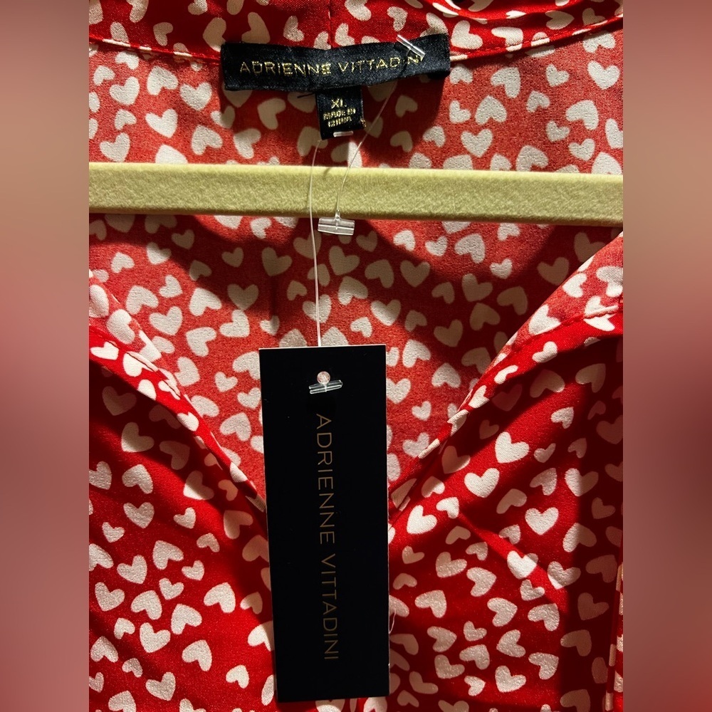 NWT Adrienne Vittadini Red Blouse Adorned w/White Hearts - XL - Picture 2 of 6